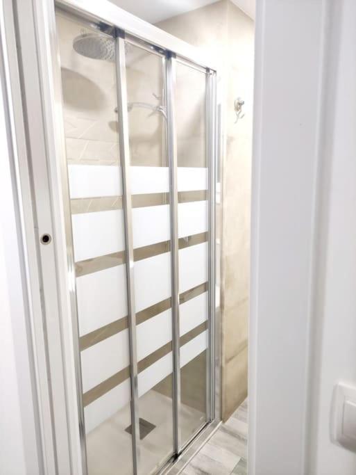 Lejlighed Acogedor Familiar En Area Residencial Madrid