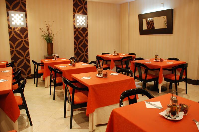 De Barajas Hotel