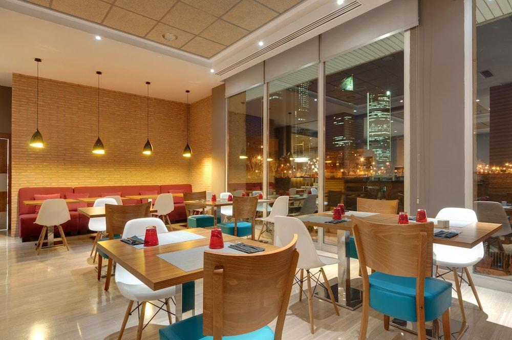 Chamartin, Affiliated By Melia Hotel Madrid
