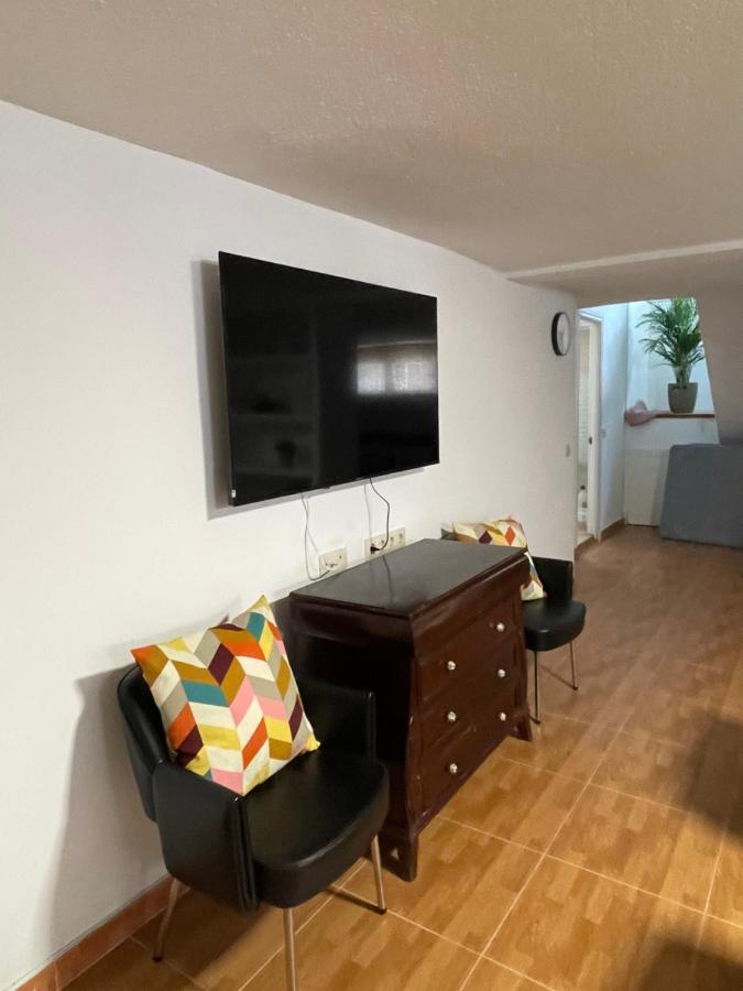 Good Vives 22 B Apartment