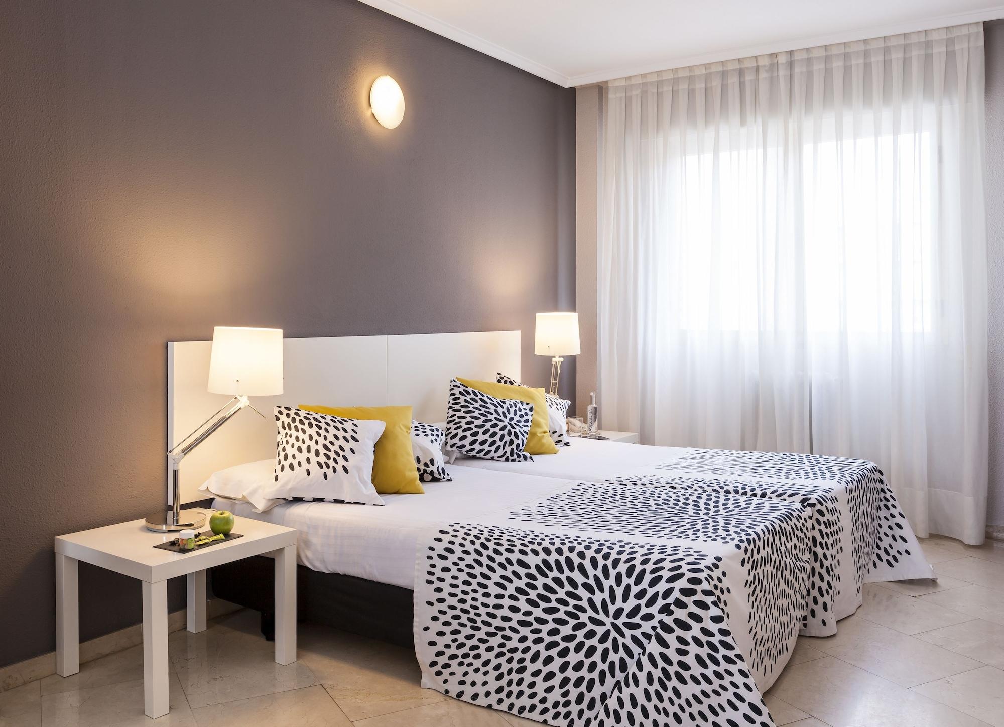 Aparthotel Sercotel Togumar