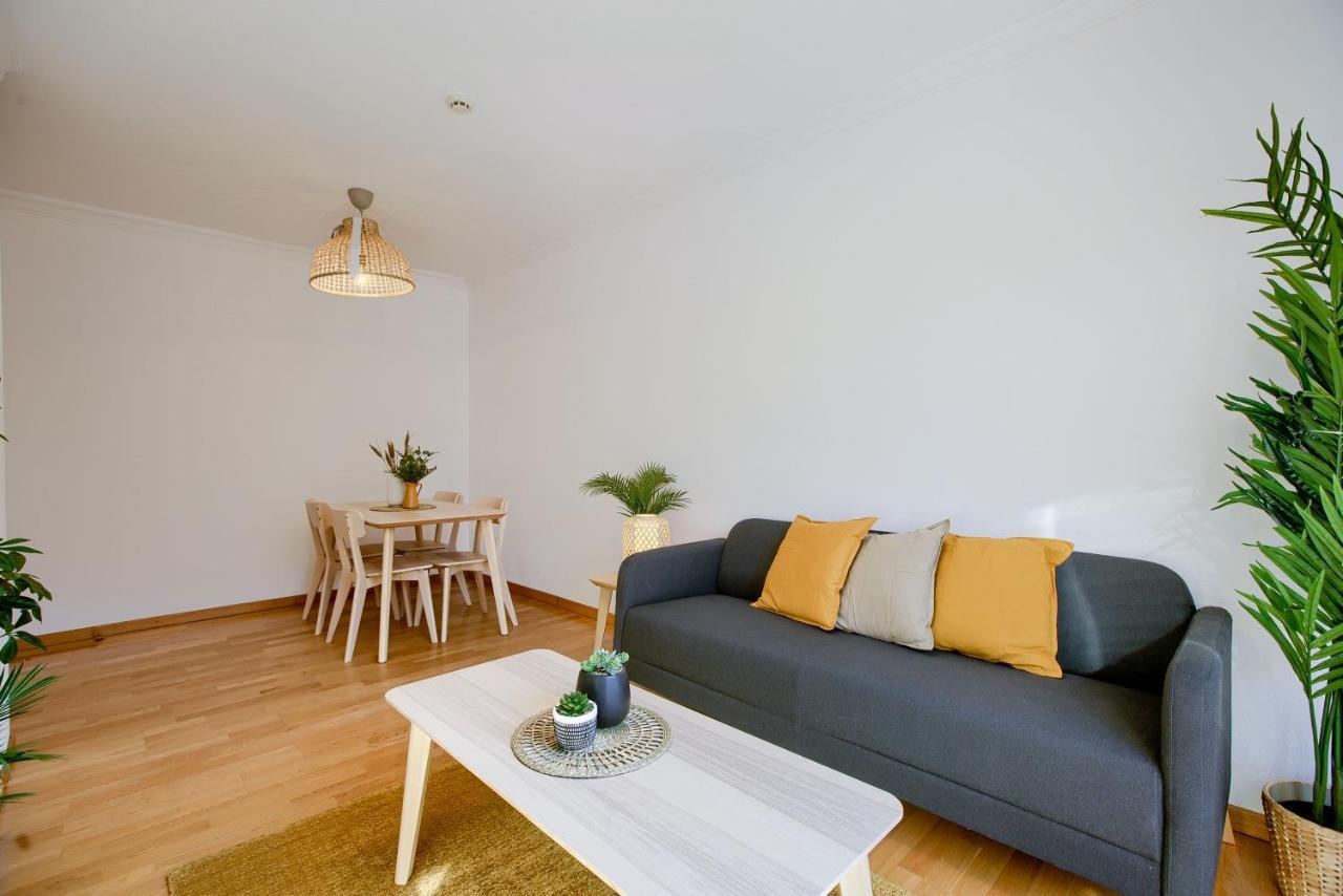 Charming Airport Apartamento