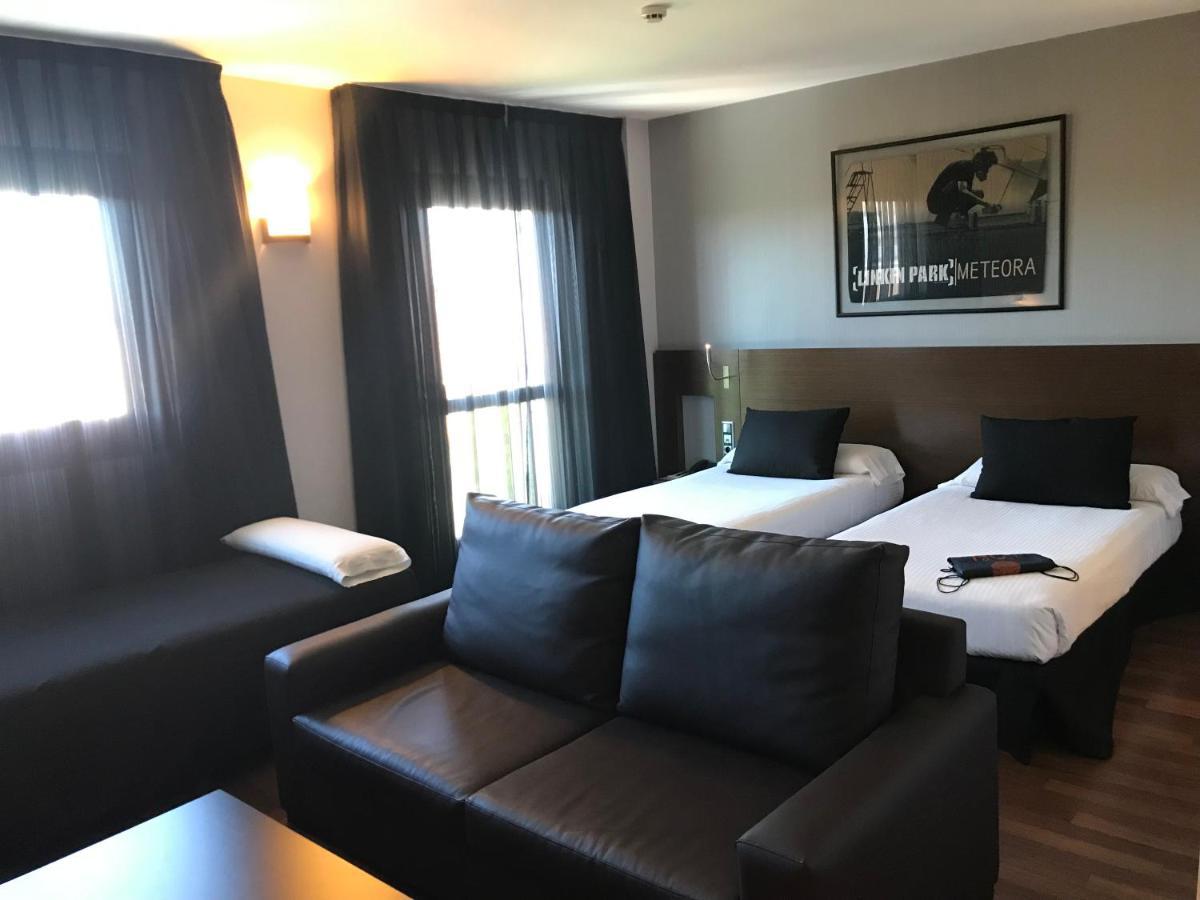 Tach Airport Hotel Madri