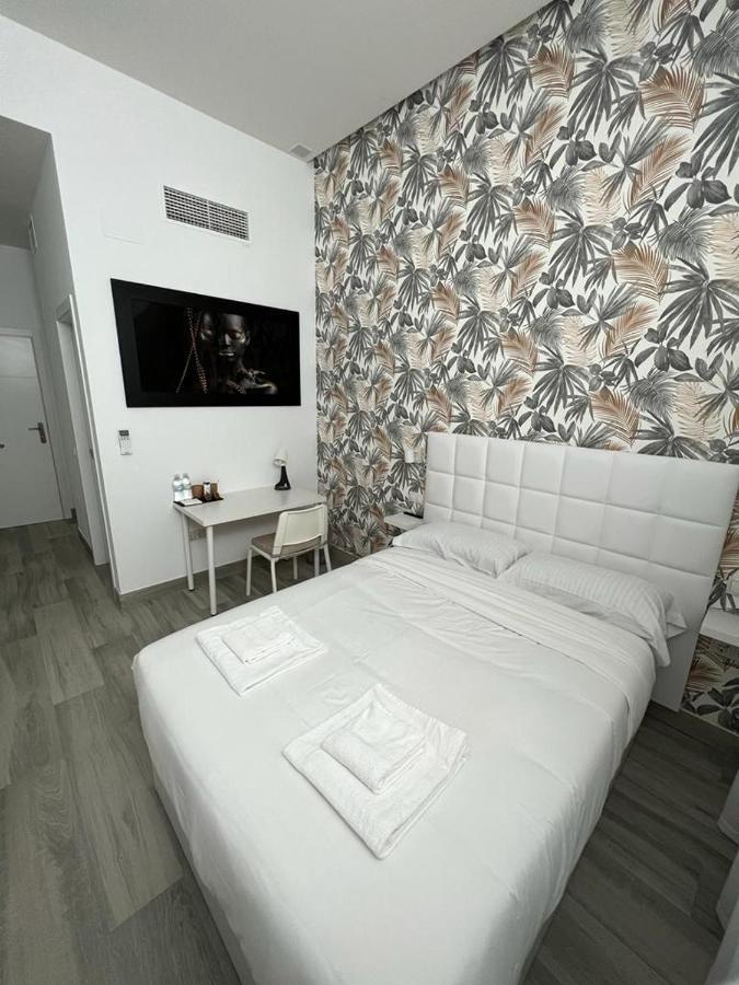 Hotel Ch Tanez Carolina A Madri