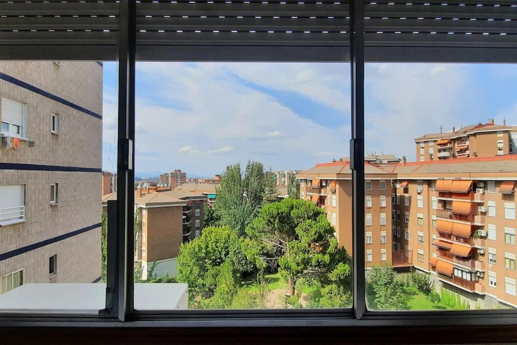 Piso Amplio, Iluminado Y Muy Bien Comunicado Apartment Madrid