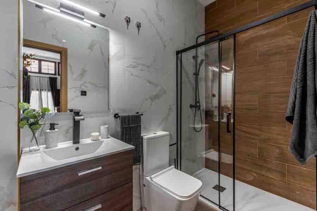 Precioso Estudio Compartido A 10 Minutos Del Aeropuerto Bed & Breakfast