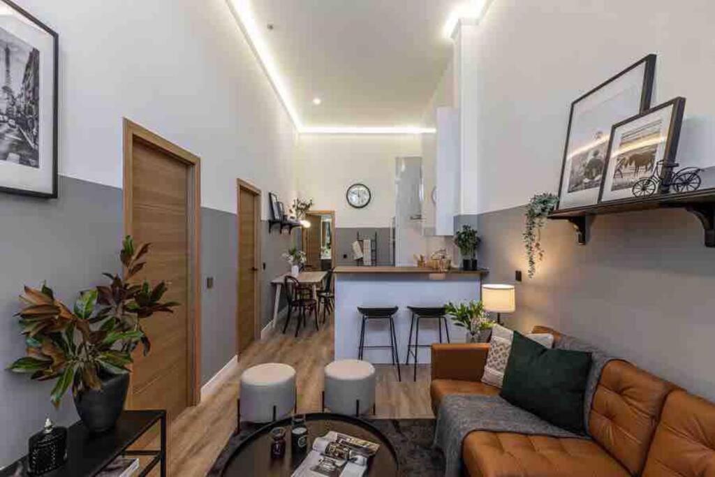 Precioso Estudio Compartido A 10 Minutos Del Aeropuerto Bed & Breakfast *