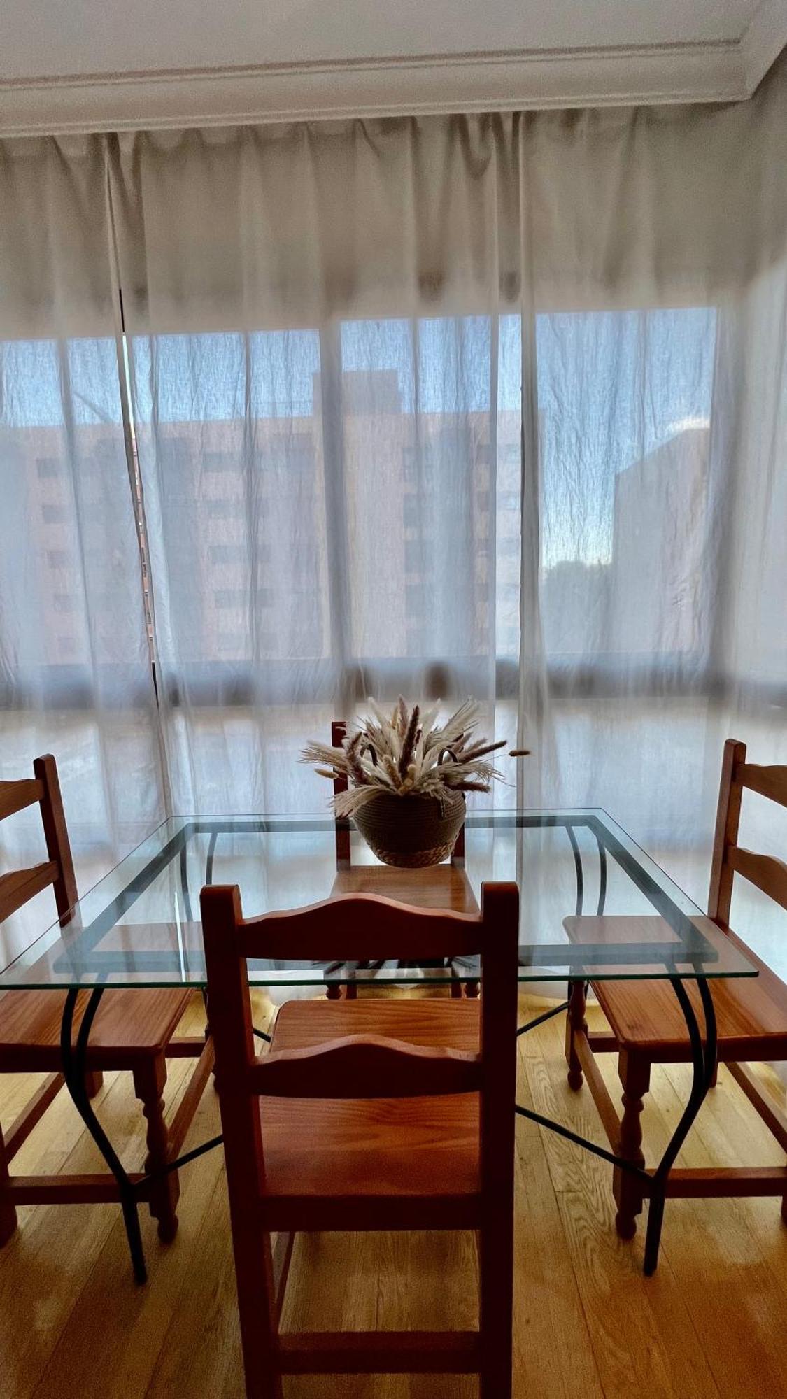 Deyanira Suite, Aeropuerto, Ifema Apartment *