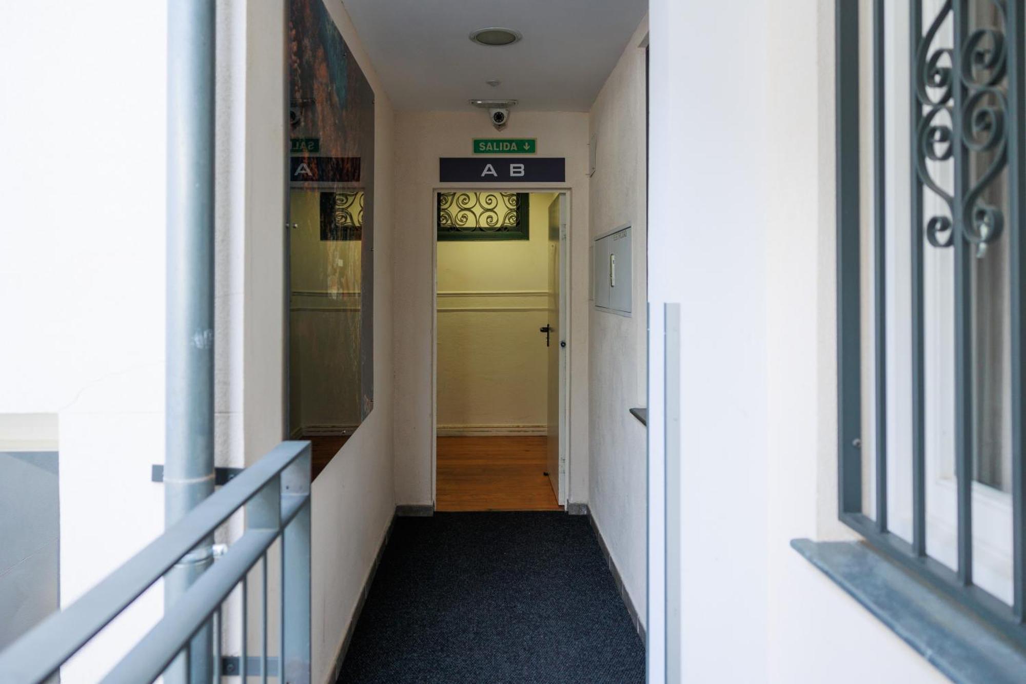Apartment Slow Luchana