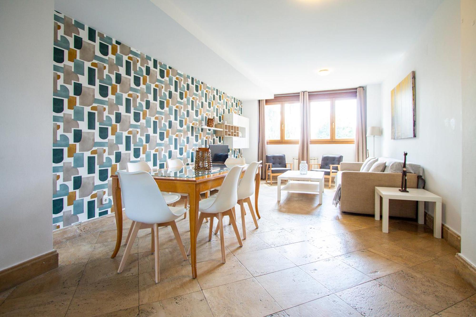 Villablino Arturo Soria Apartment *