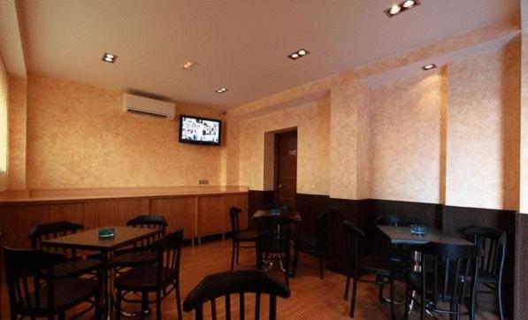 Gasthof Avenida Barajas 3*