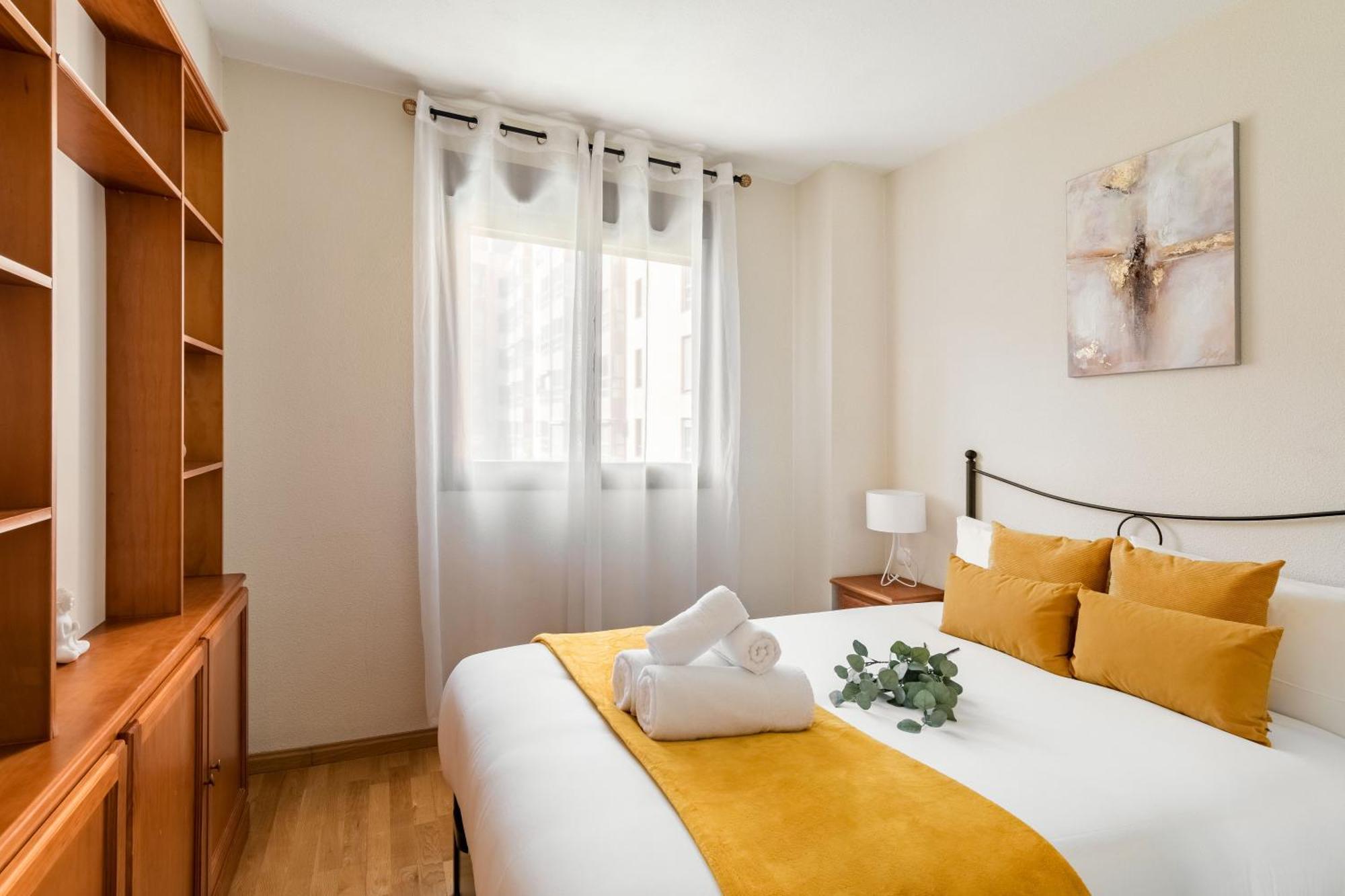 Apartment Charming Airport V *