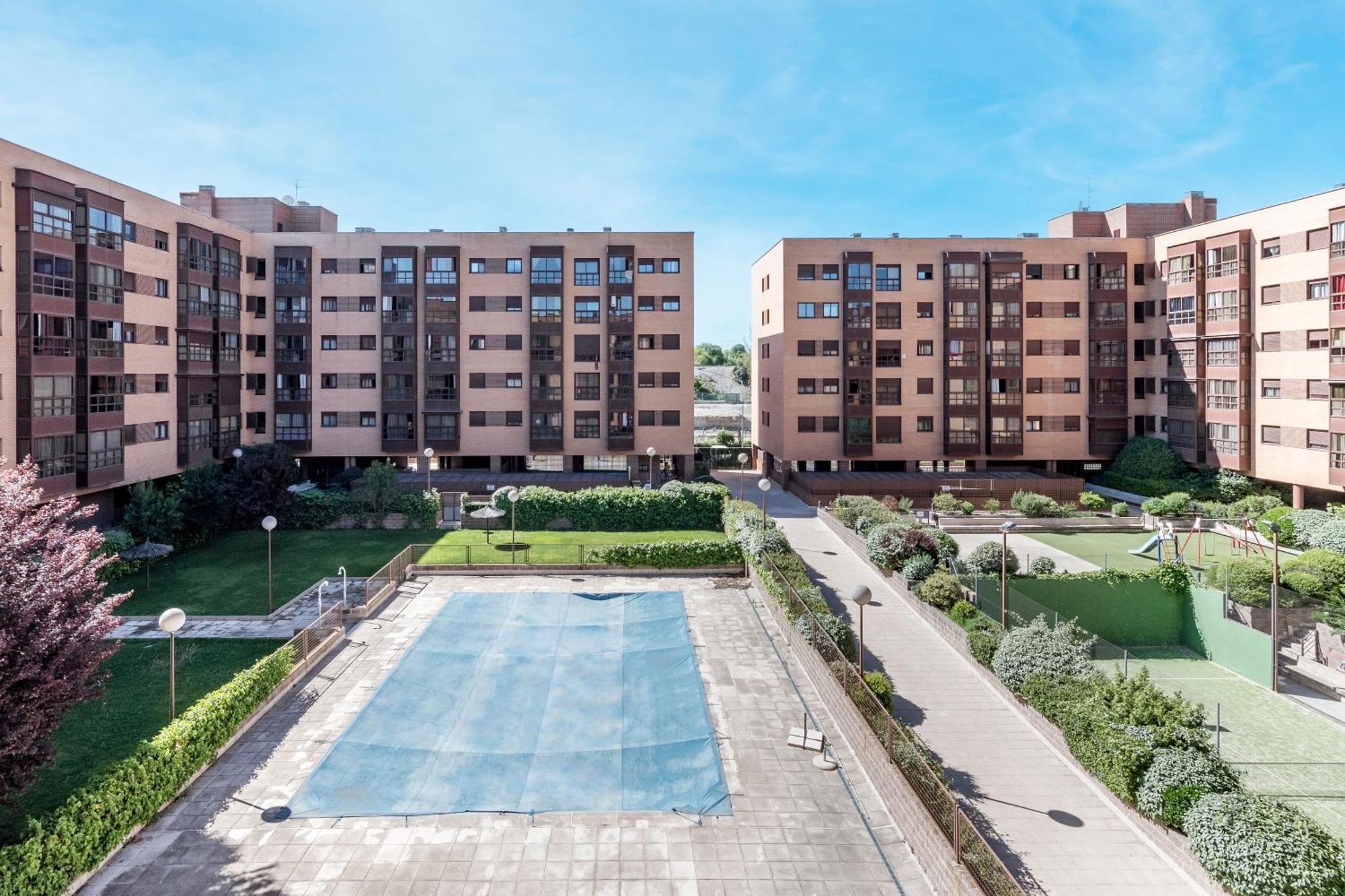 Apartment Charming Airport Iv Madrid
