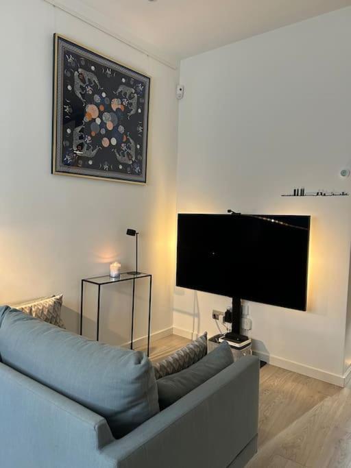 Piso De Lujo Con Patio Y Piscina Privada Apartamento Madri