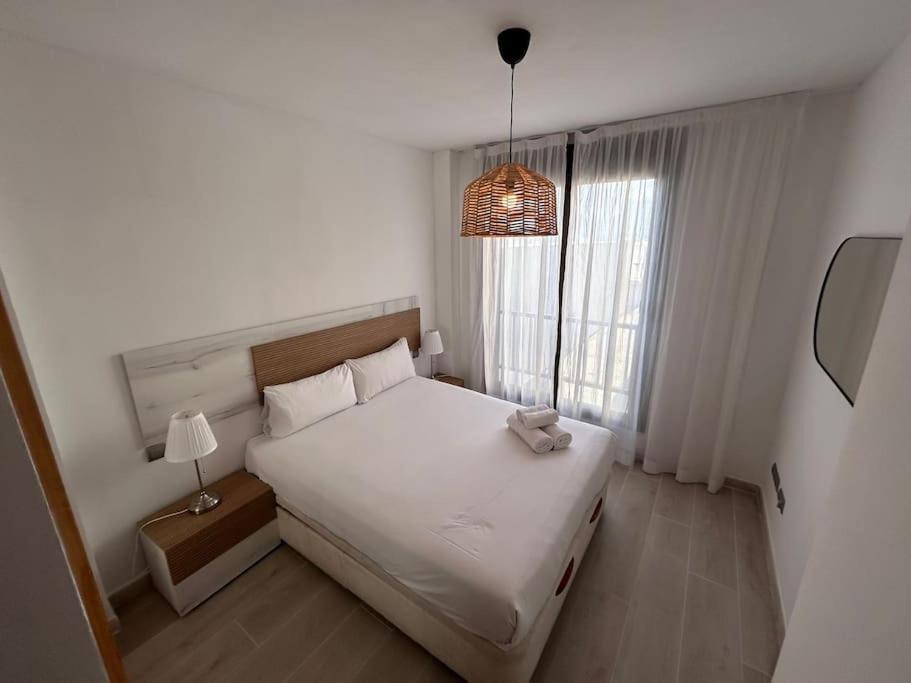 Beautiful With Pool And Padel - Belfast Apartamento Madri