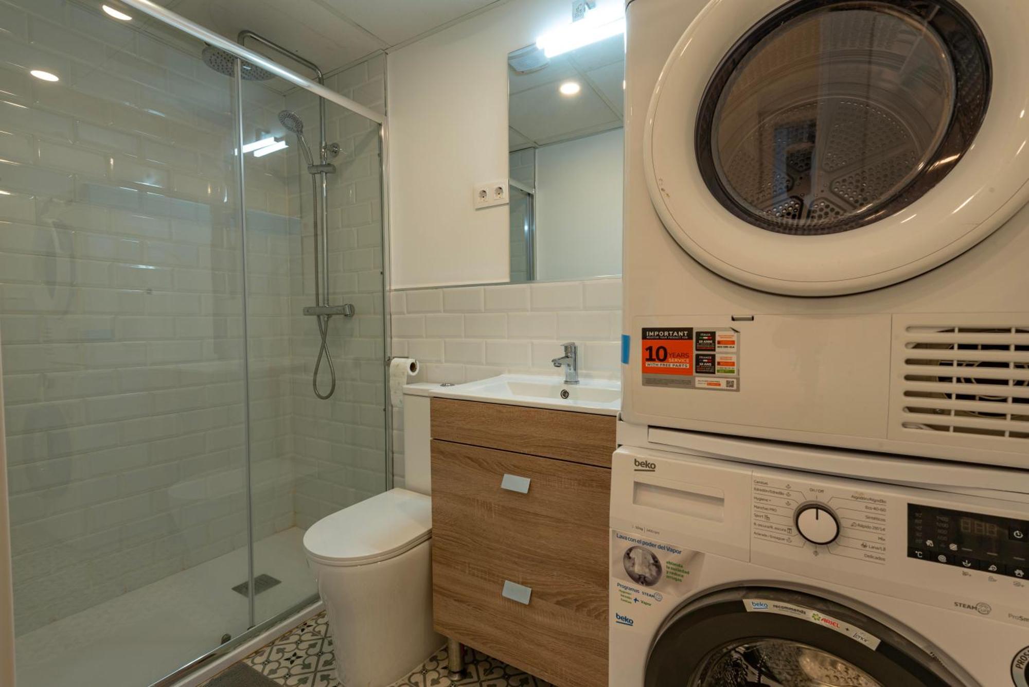 A Centro, Metro 2 Min A Pie Apartment *