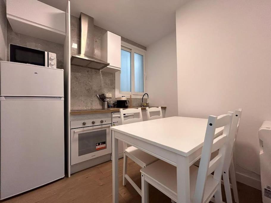 Apartment Beautiful Flat In Urq2 *