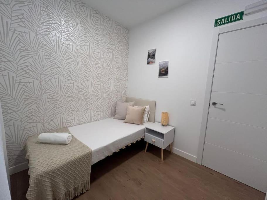 Beautiful Flat In Urq2 * Madrid