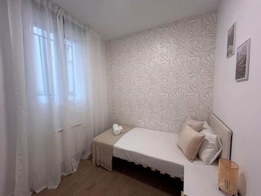 Beautiful Flat In Urq2 Apartment
