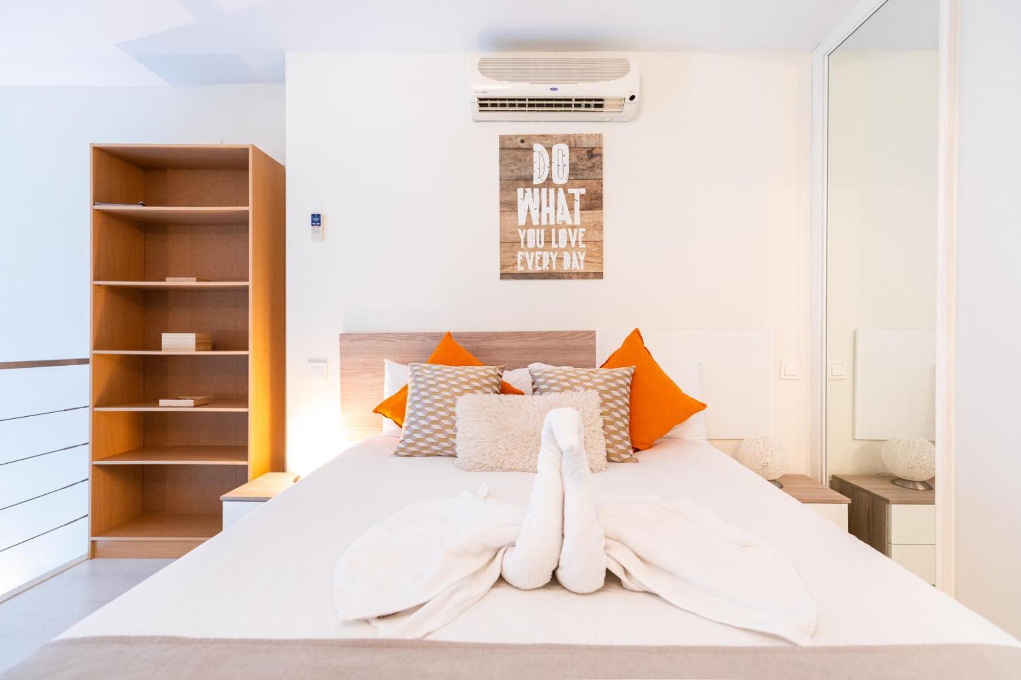 Oshun Sanchinarro Apartment *