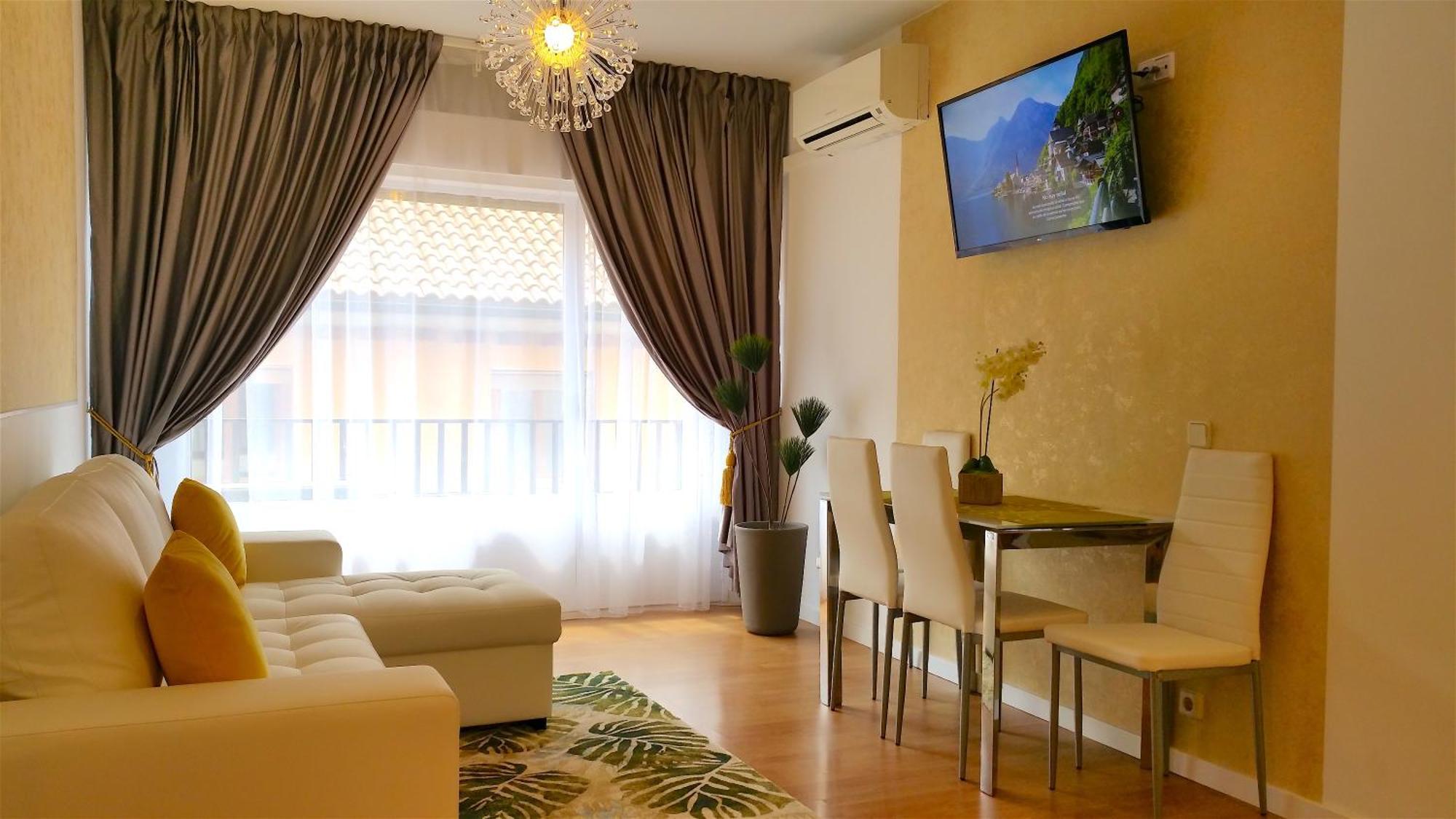 Apartment Plaza *
