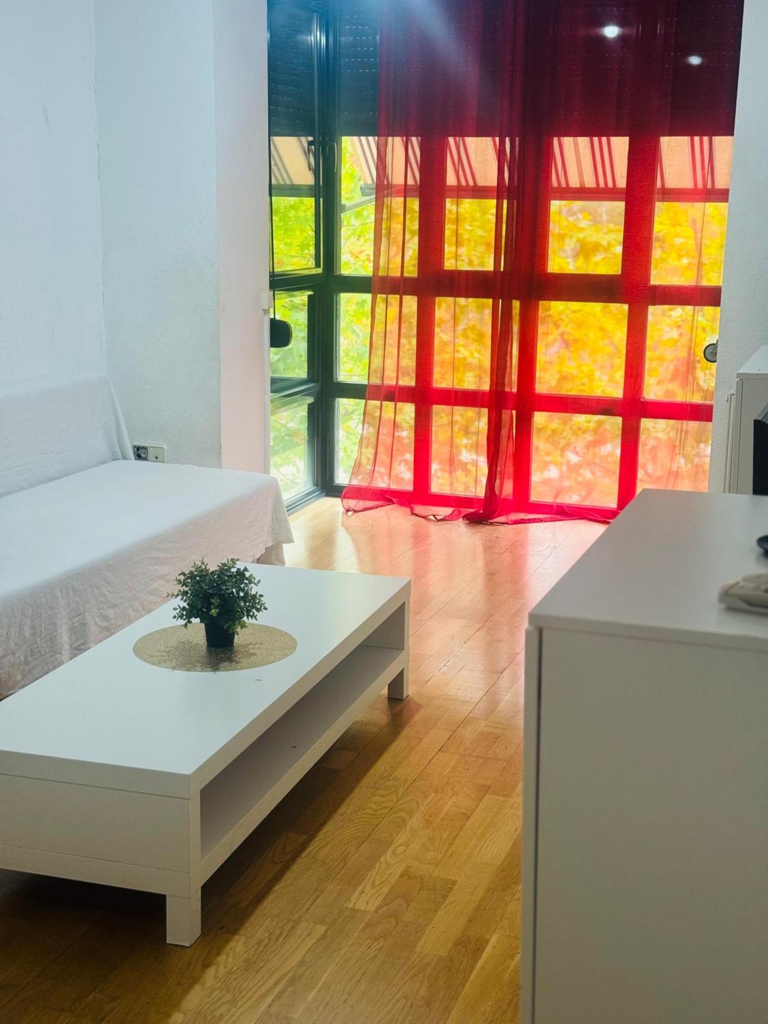 Apartment Aeropuerto Juan Madrid