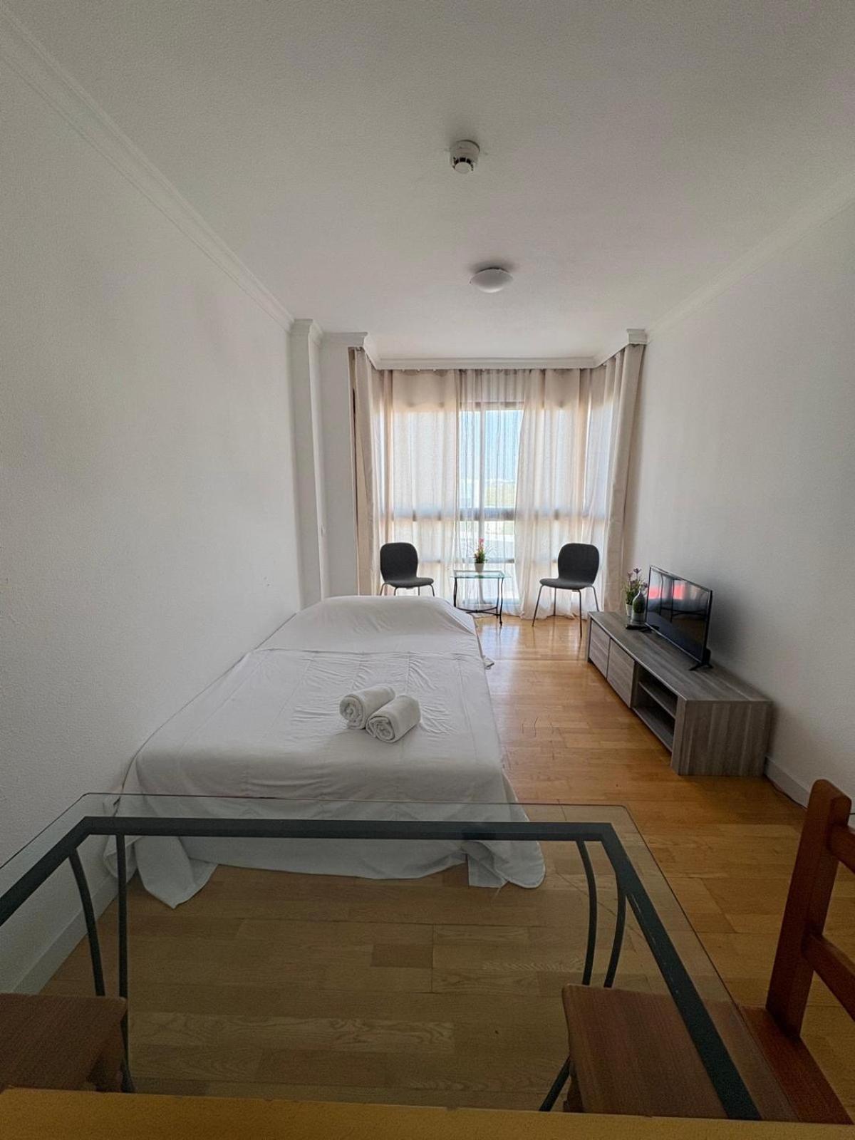 Apartment Pirra Airport