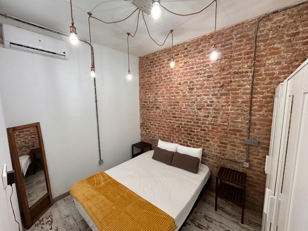 And Quiet Flat In Madrid