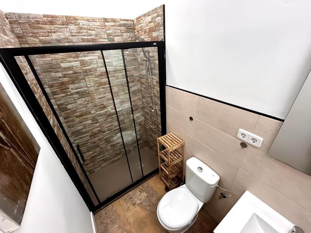 And Quiet Flat In Apartment *