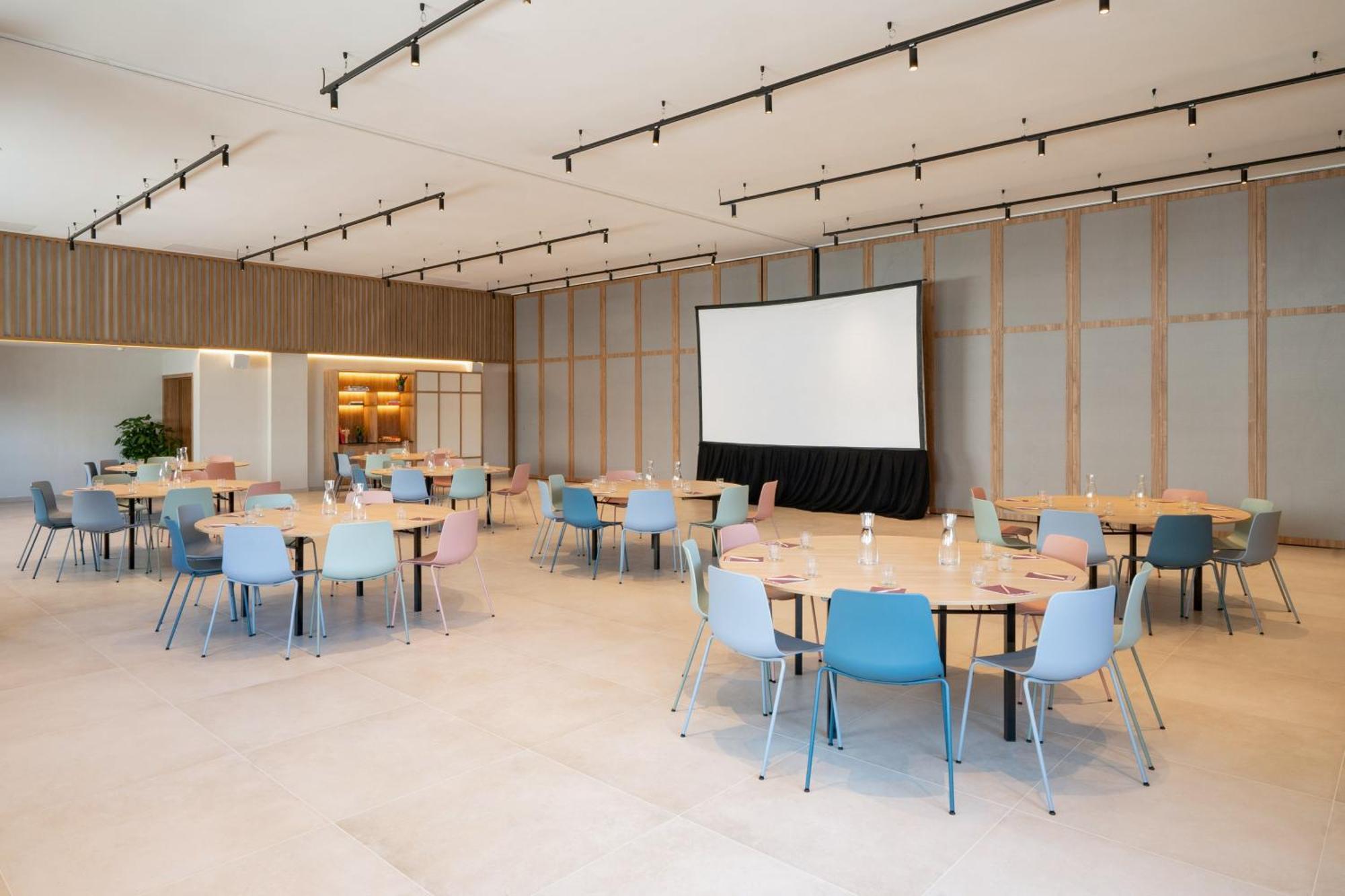 Hotel Innside By Melia Valdebebas Madrid