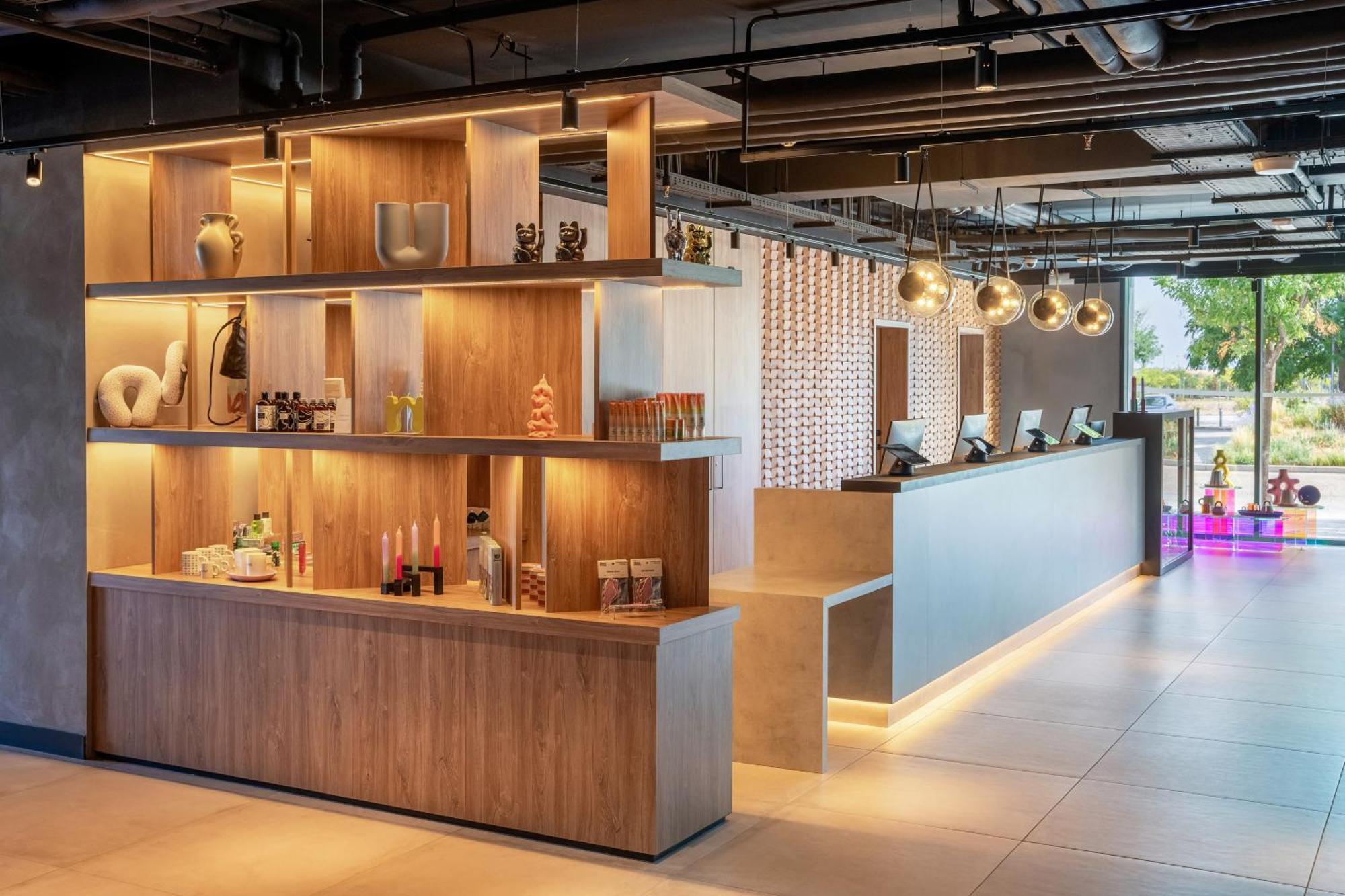 Hotel Innside By Melia Valdebebas Madrid