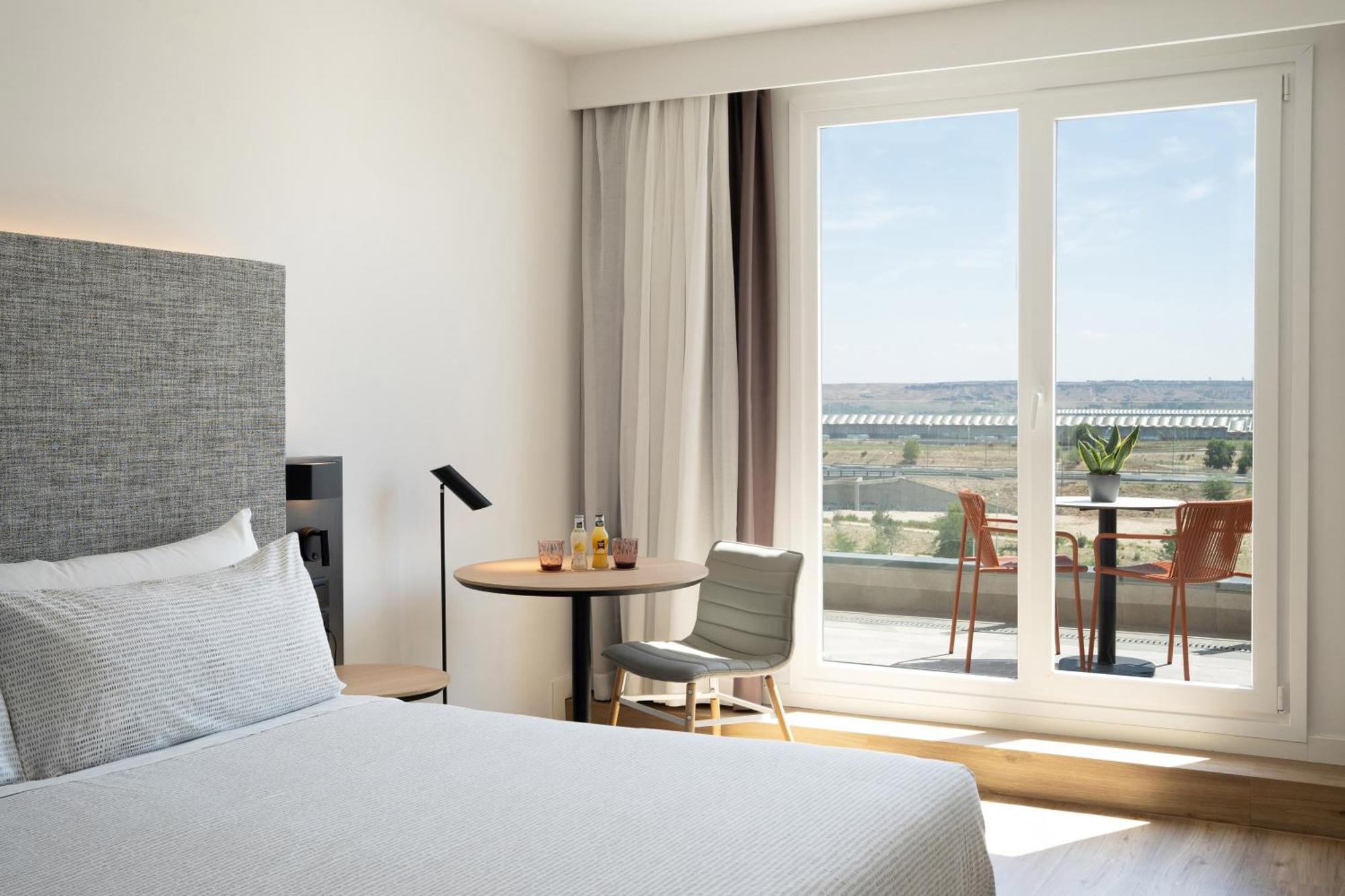 Hotel Innside By Melia Valdebebas 4*