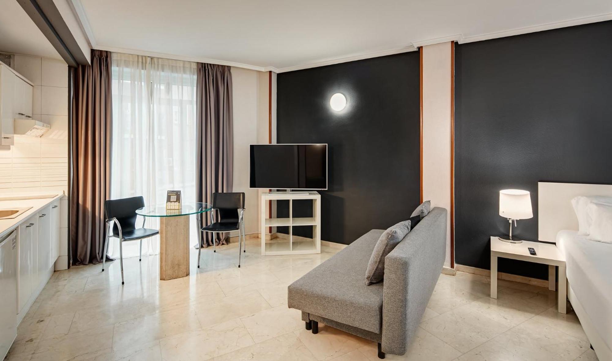 Aparthotel Sercotel Togumar 3*
