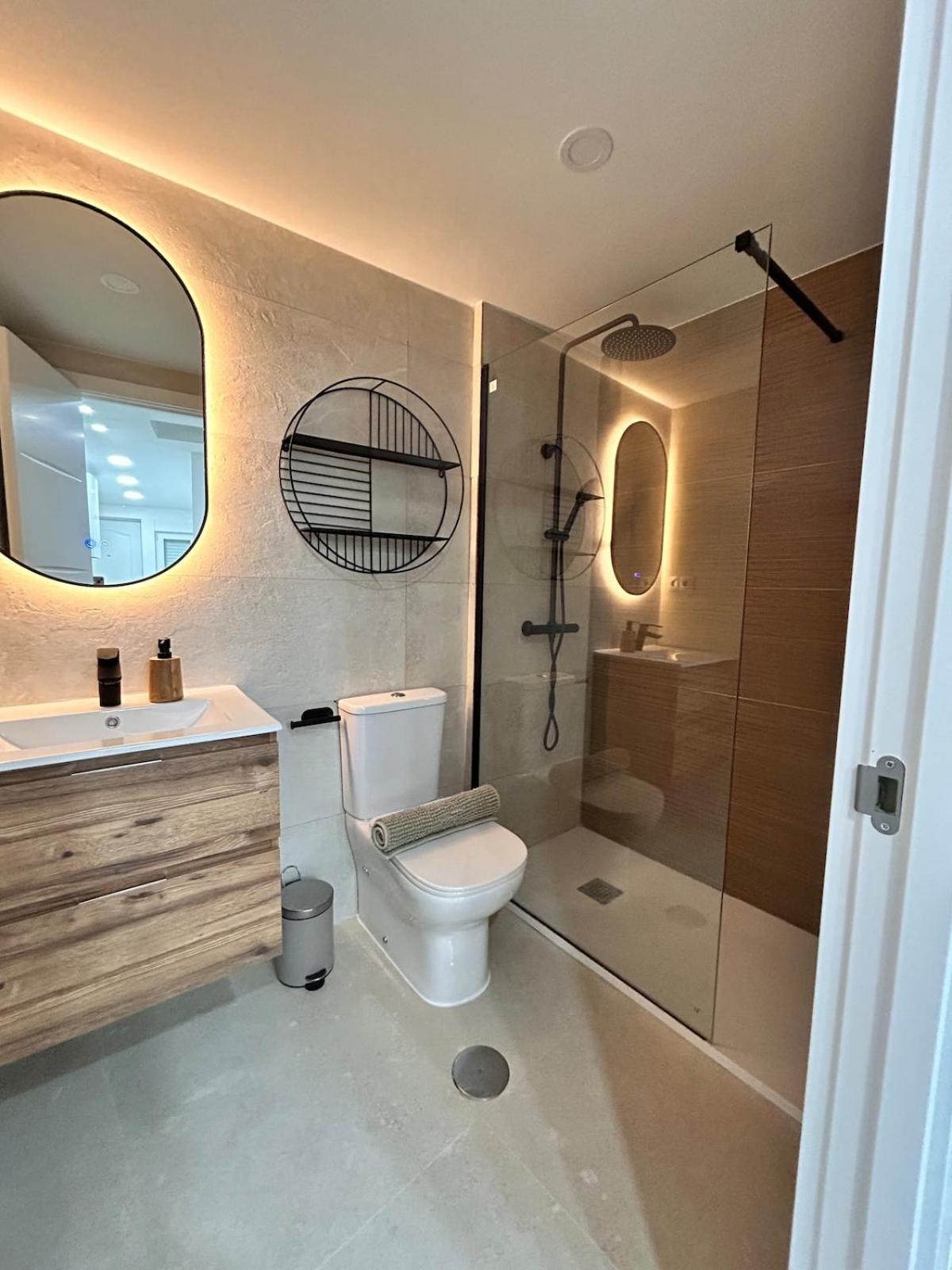 Aerosuites103 Apartment Madrid