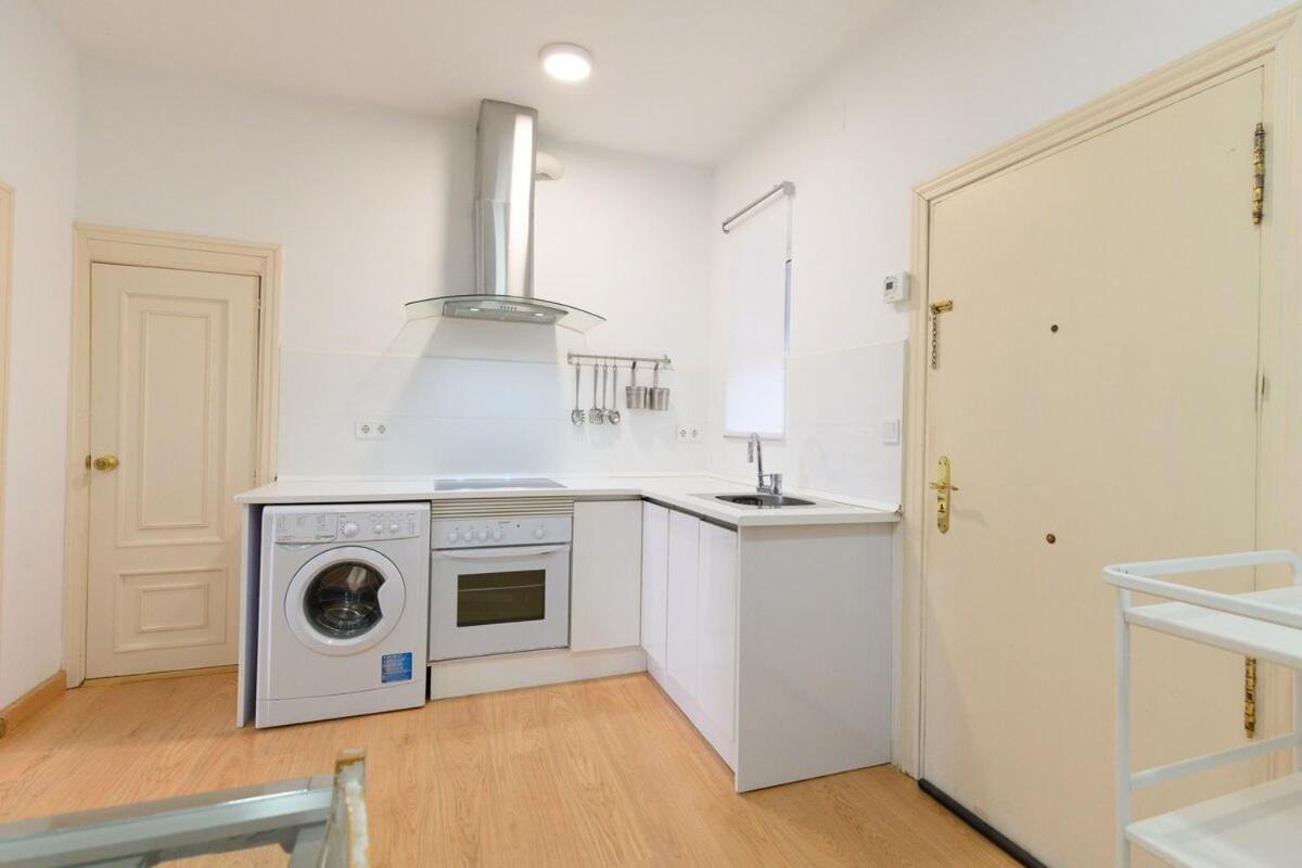 Apartment Temporal Charmartin 4 Torres 2 Cas292