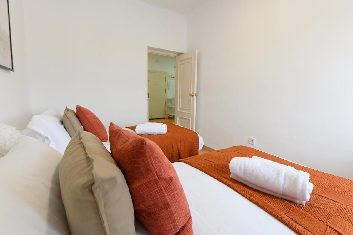 Temporal Charmartin 4 Torres 2 Cas292 Apartment Madrid
