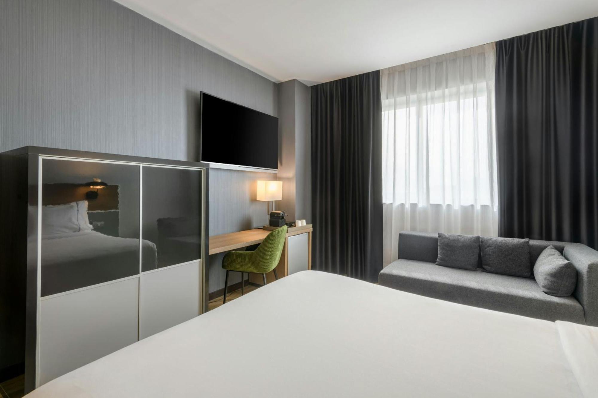 Ac Feria By Marriott Hotel Madrid