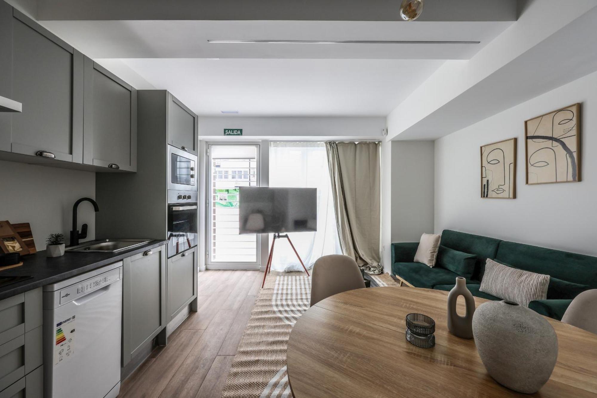 Business Reformados Alquiler Temporal Apartment Madrid