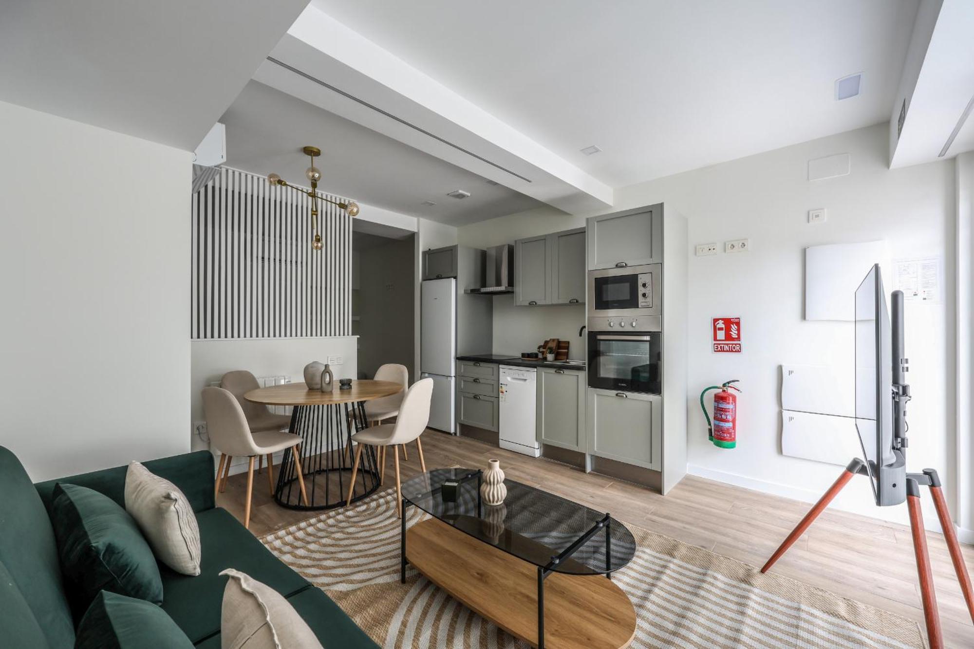 Business Reformados Alquiler Temporal Apartment Madrid