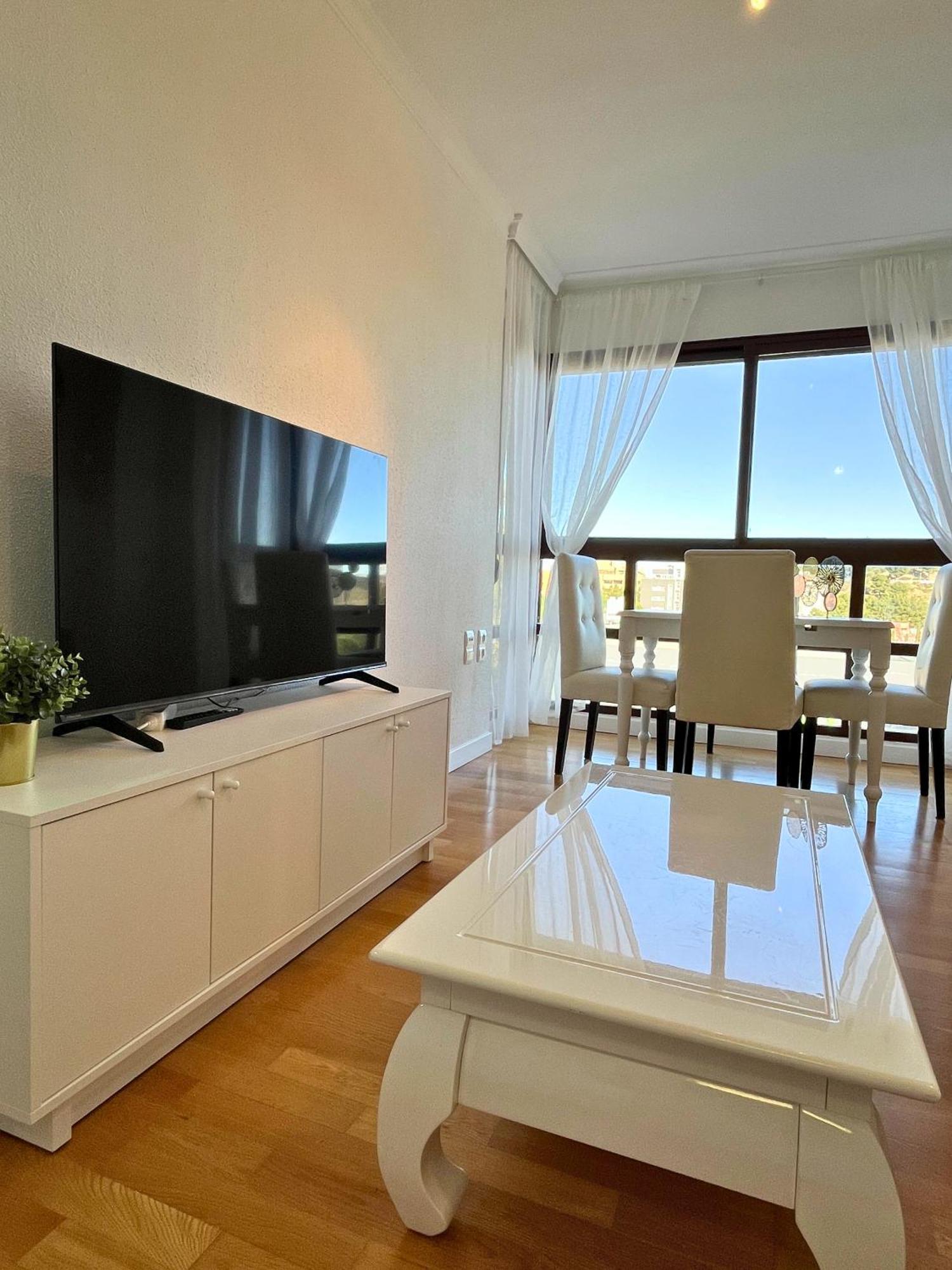 Jc Suites, Airport Apartment *