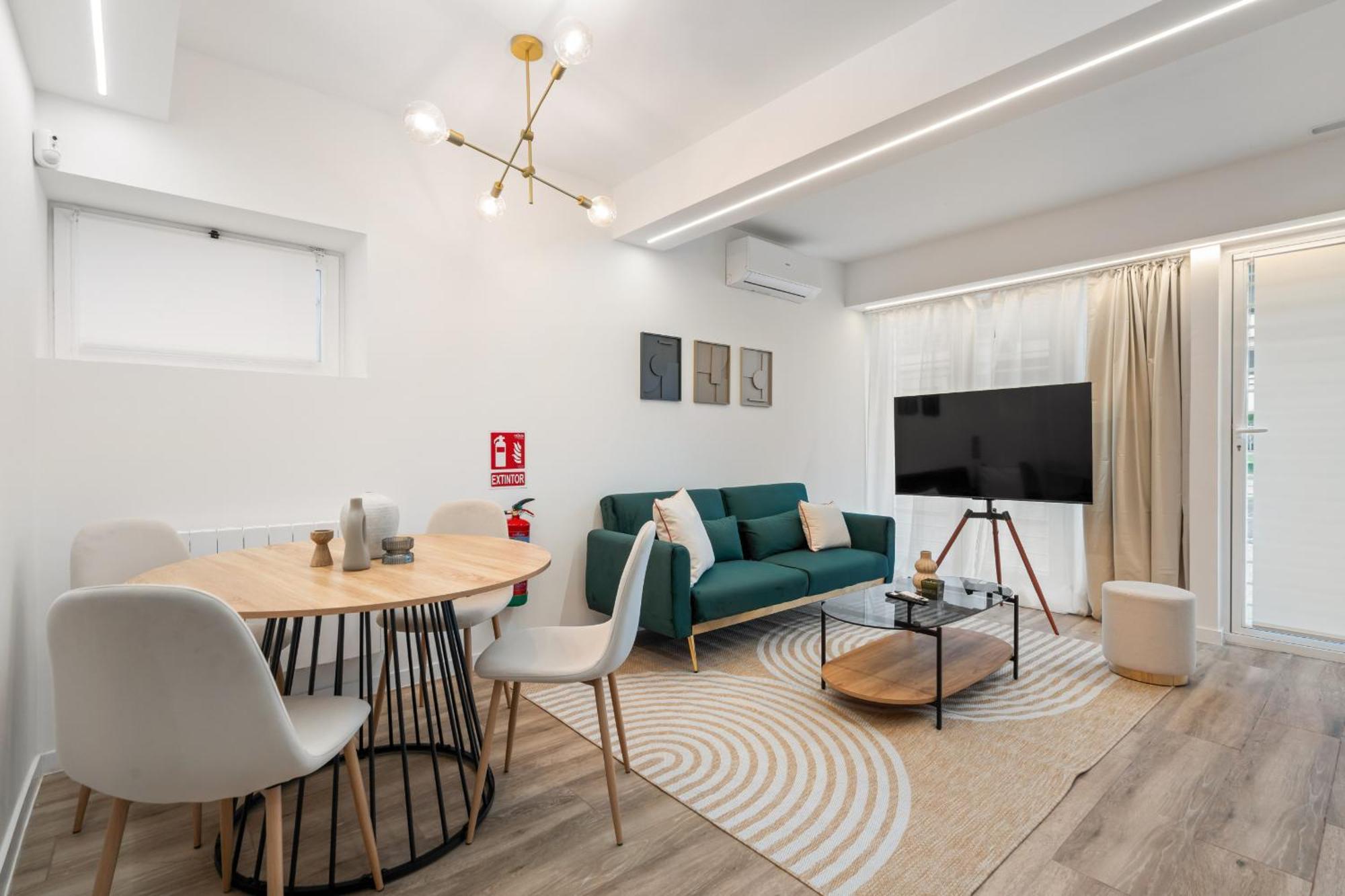 Business Reformados Alquiler Temporal Apartment Madrid