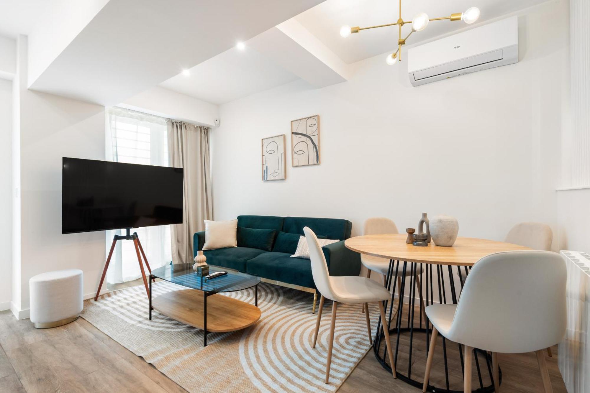 Business Reformados Alquiler Temporal Apartment Madrid