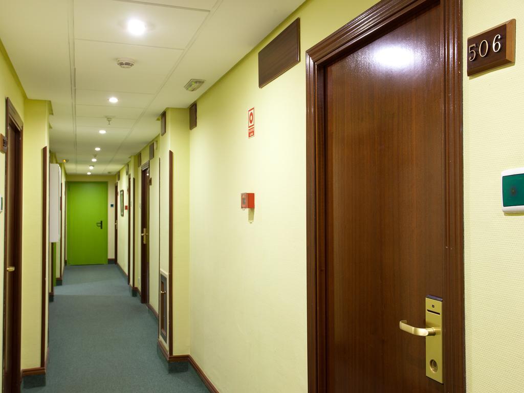 Room Mate Macarena, Madrid Gran Via Hotel 3*