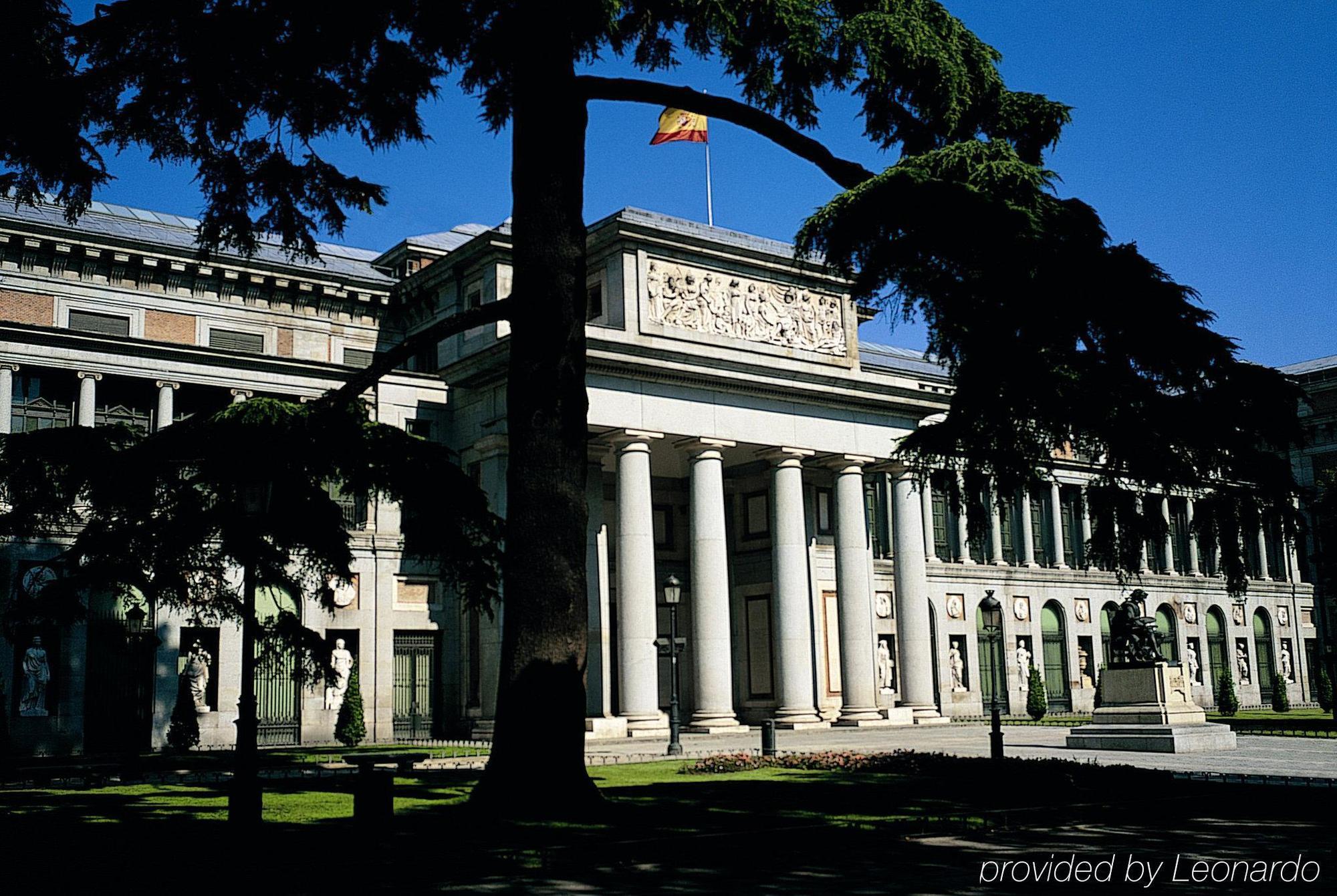 Mandarin Oriental Ritz, Hotel
