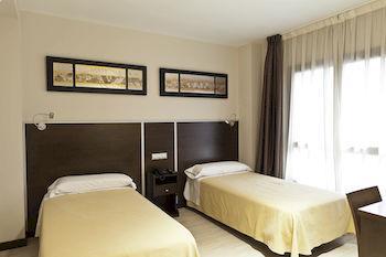 Avenida Barajas Gasthof Madrid