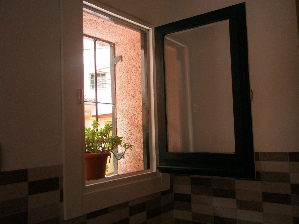 Las Corralas De Servet Apartment Madrid