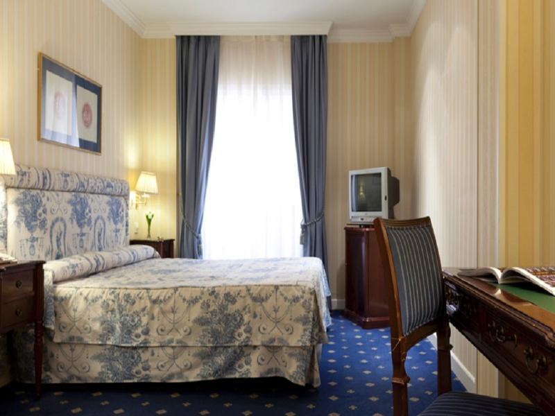 Eurostars Casa De La Lírica 4*