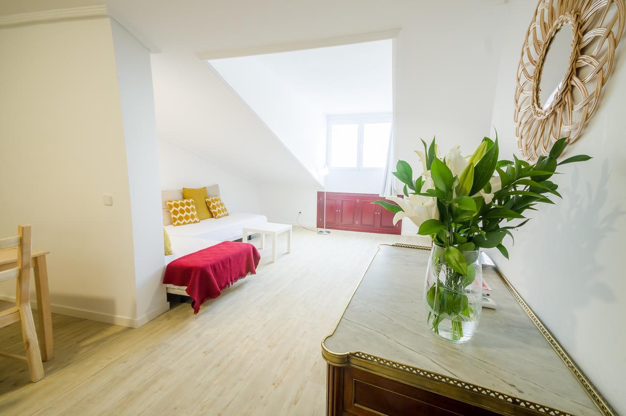 Apartamento To Let Santa Ana Apartment Madrid