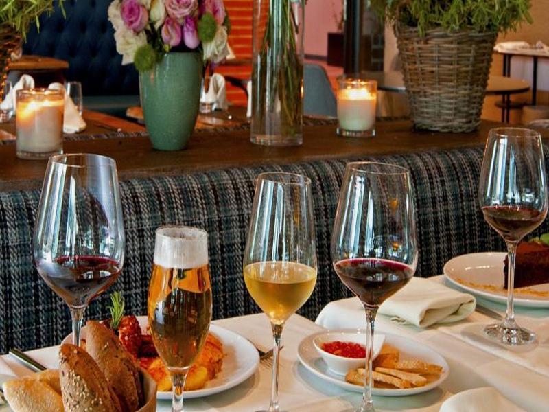 Aravaca Village 4*