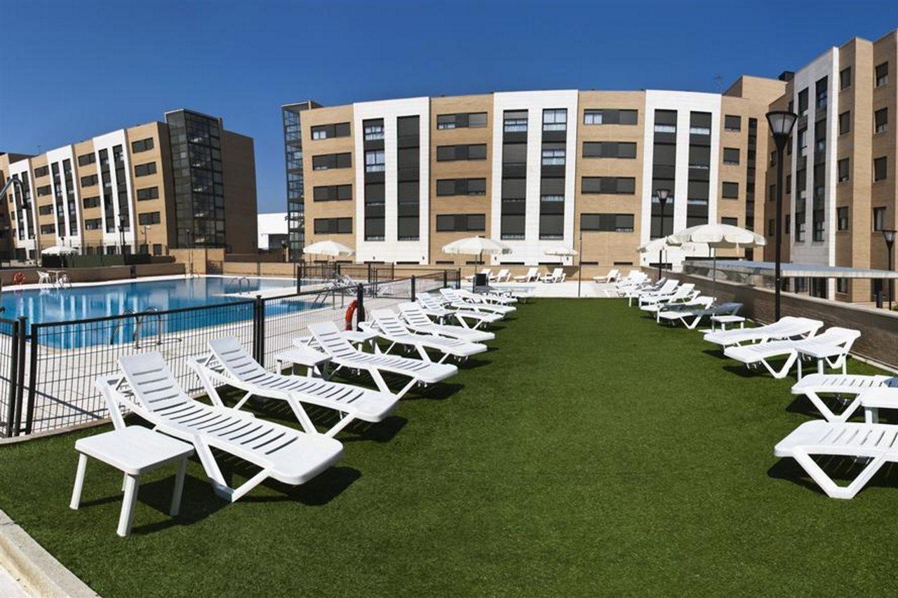 Aparthotel Compostela 3*